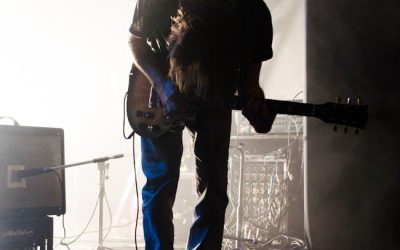 Essential Tips for Novice Guitarists: Steering Clear of Common Errors