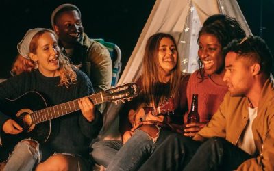 Crafting Excellence: Fender and Gibson’s Enduring Influence