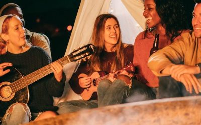 A Guide to Acoustic Guitars: Expert Reviews and Advice