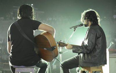 Mastering Guitar Hits: Classic Rock to Modern Pop