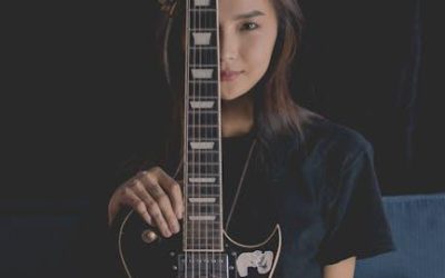 Aged to Perfection: The Art of Guitar Relicing