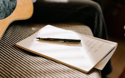Essential Free Guitar Chord Charts for Novice Musicians