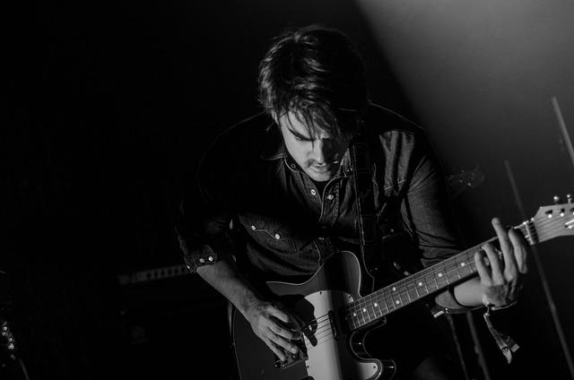 Navigating Guitar Chord Diagrams Like a Pro